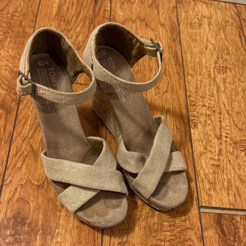 TOMS Women's Beige Wedge Sandals